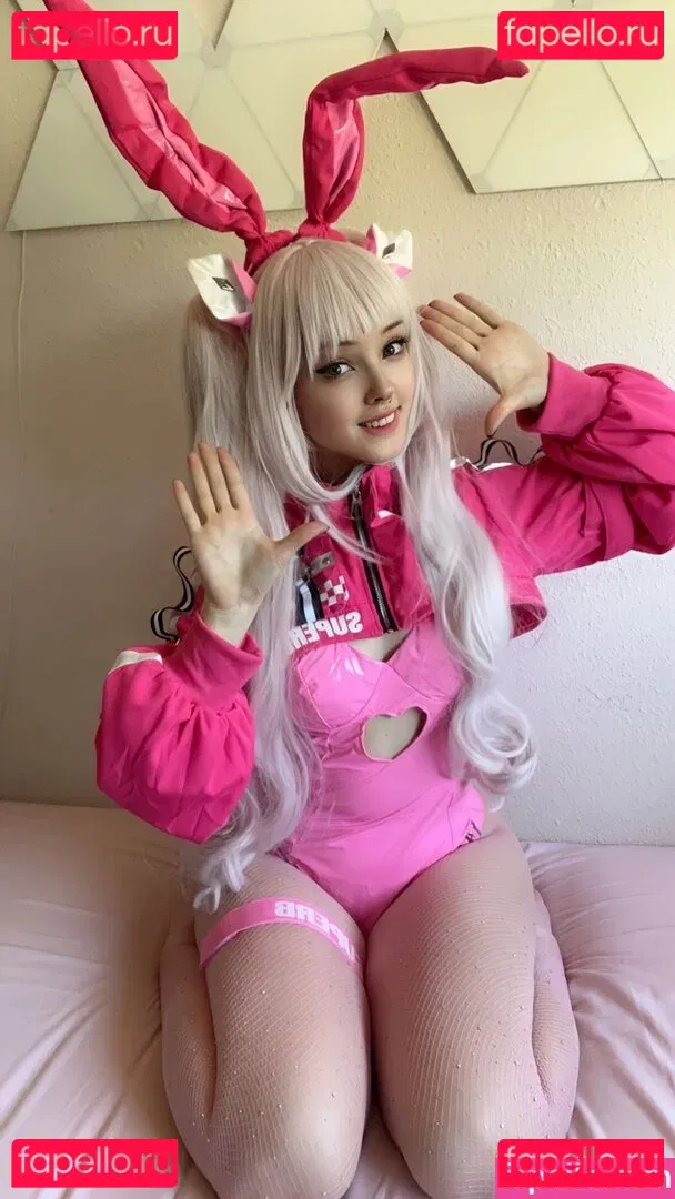 OMGPopx Onlyfans Photo Gallery 