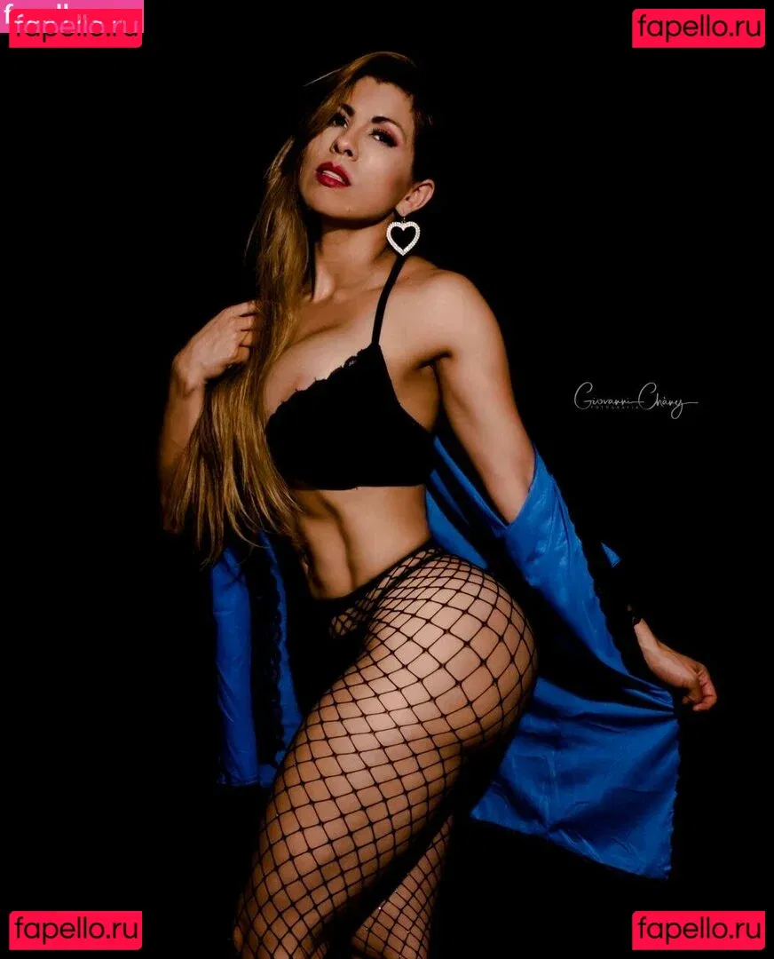 chemwithwren Onlyfans Photo Gallery 