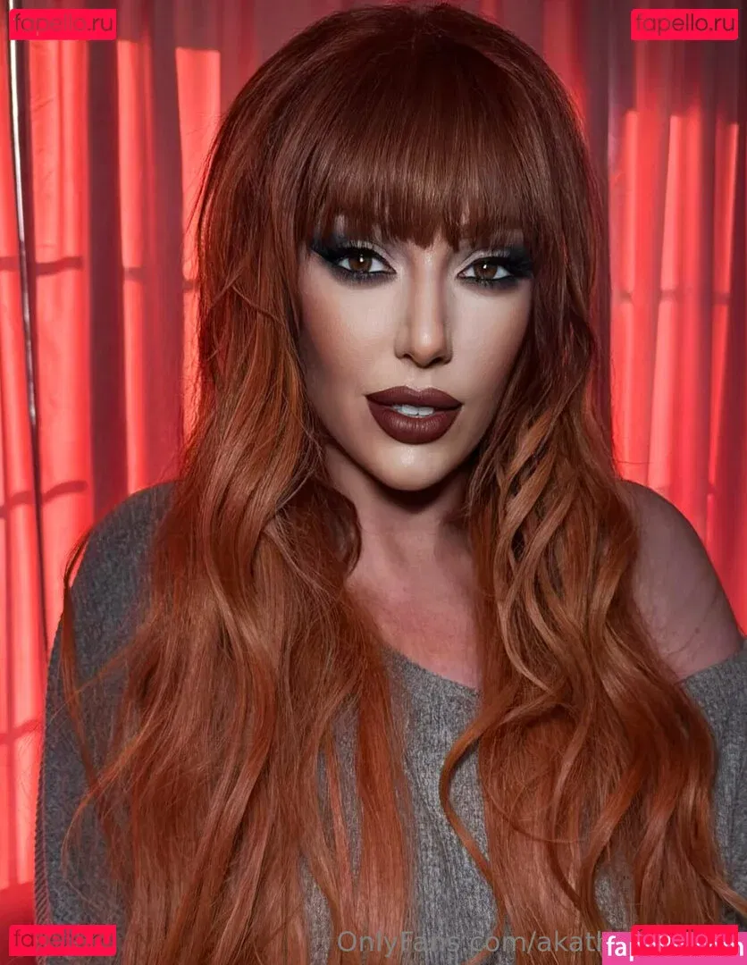 akathefirebush Onlyfans Photo Gallery 