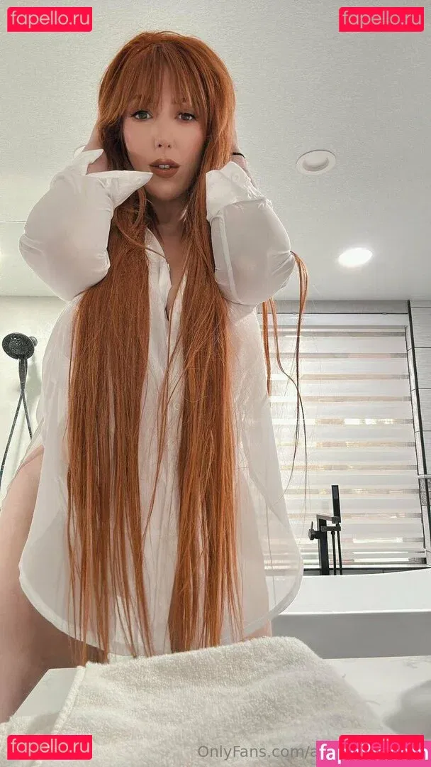 akathefirebush Onlyfans Photo Gallery 