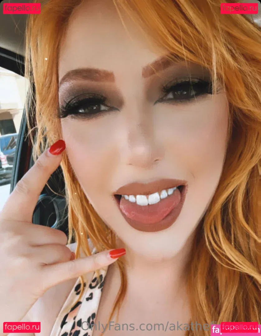 akathefirebush Onlyfans Photo Gallery 