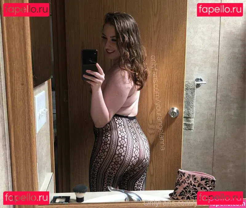 yourangelanna Onlyfans Photo Gallery 