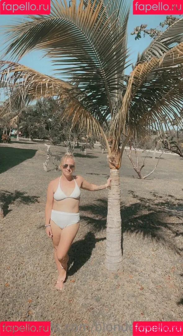 blondebabex2 Onlyfans Photo Gallery 