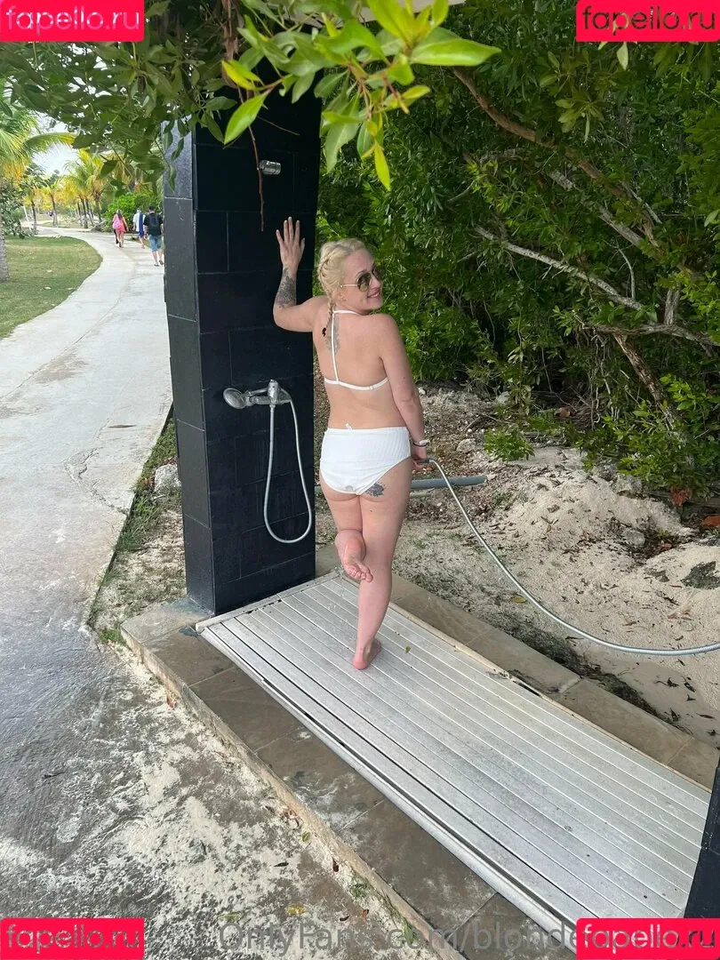 blondebabex2 Onlyfans Photo Gallery 