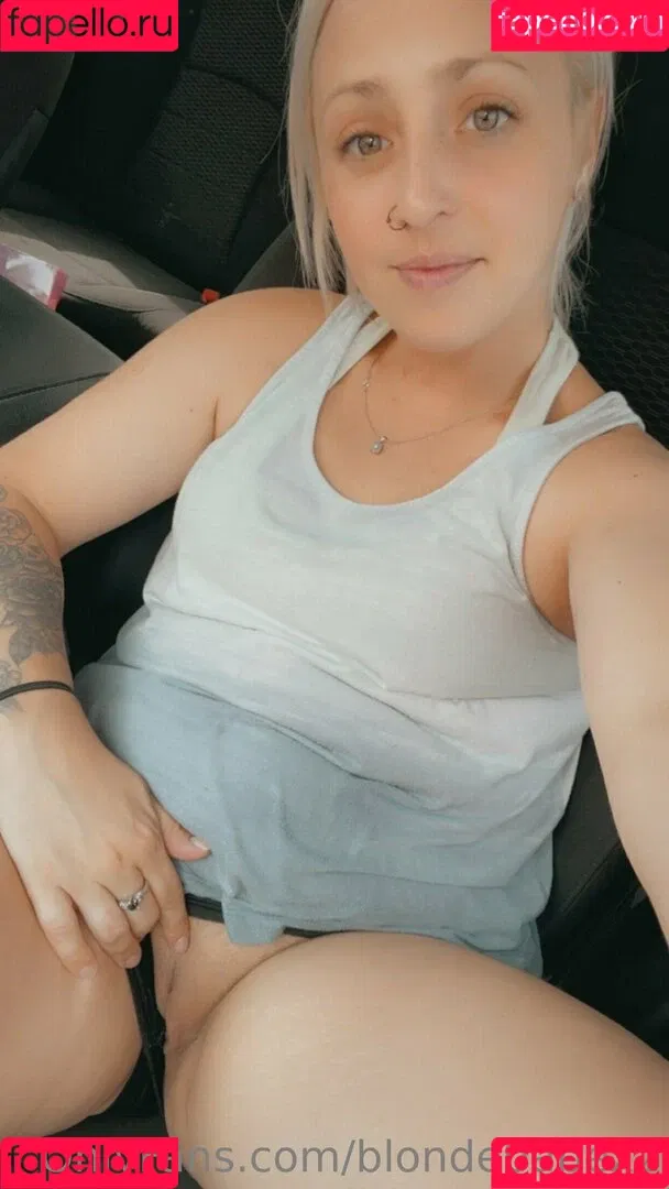 blondebabex2 Onlyfans Photo Gallery 