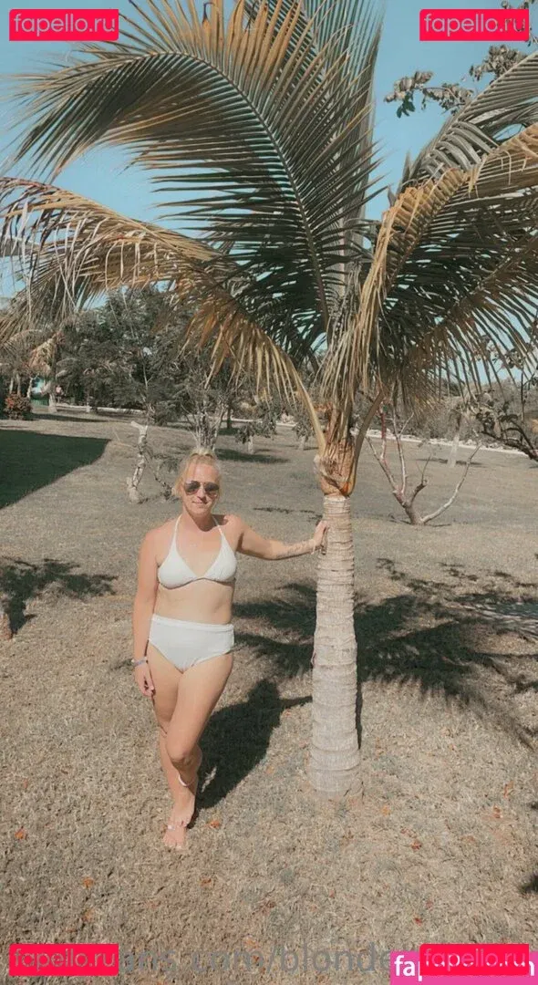 blondebabex2 Onlyfans Photo Gallery 