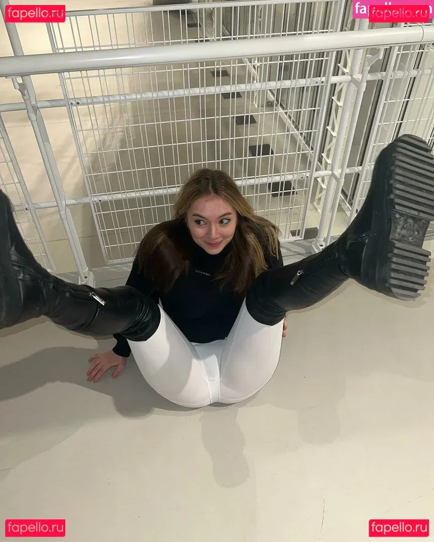 Alyona Bobrova Onlyfans Photo Gallery 