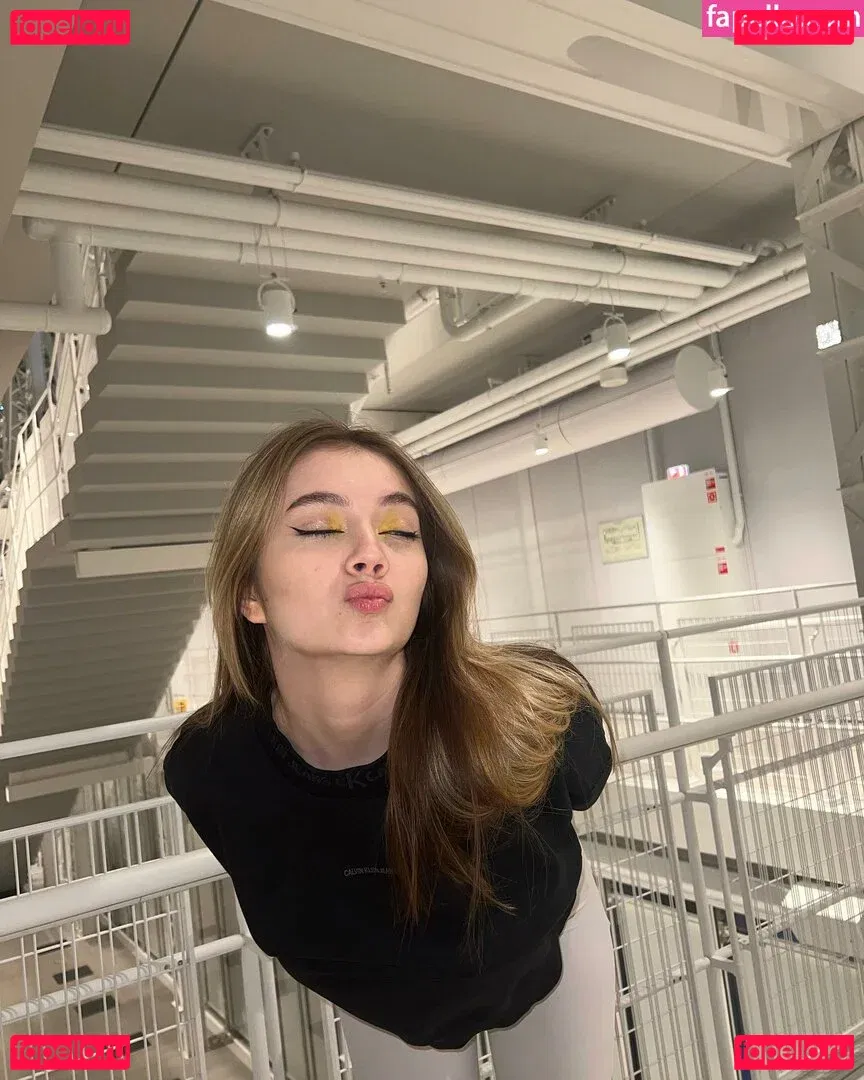 Alyona Bobrova Onlyfans Photo Gallery 