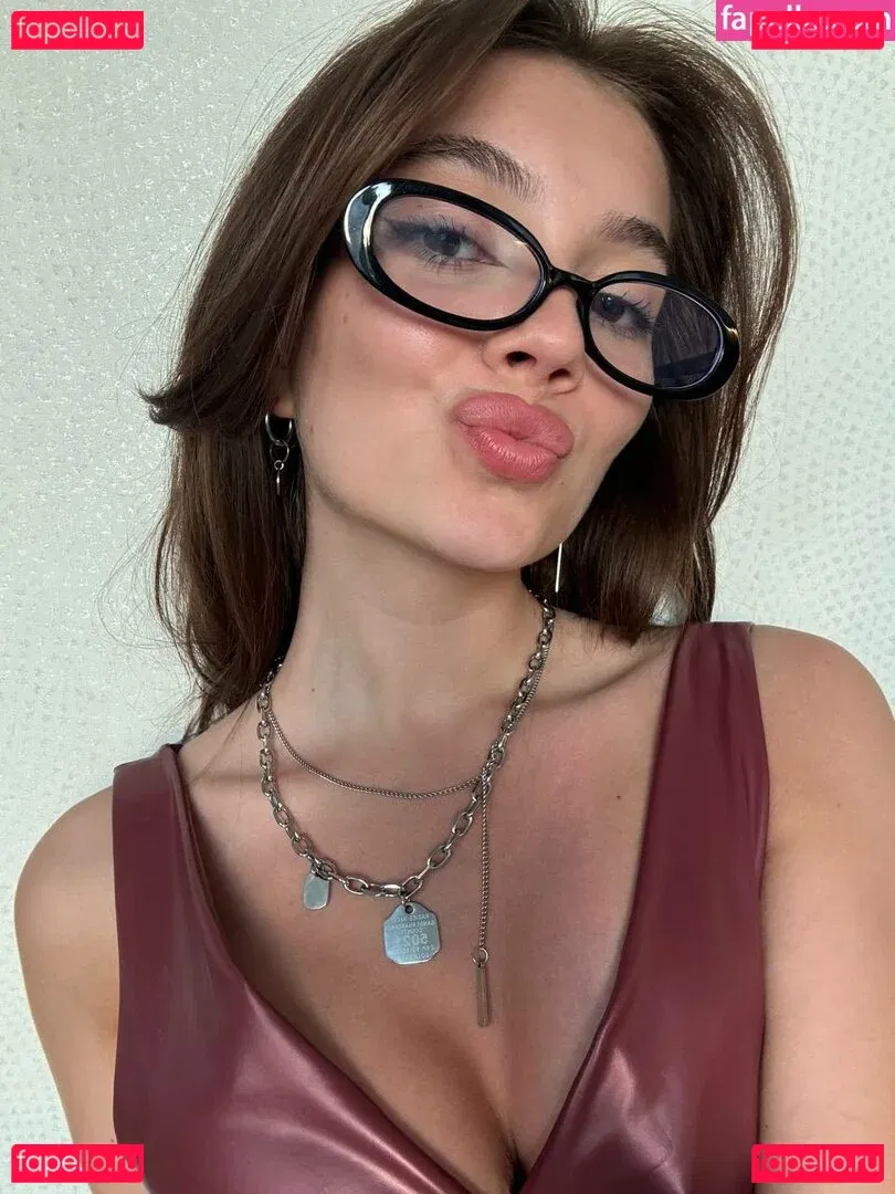 Alyona Bobrova Onlyfans Photo Gallery 