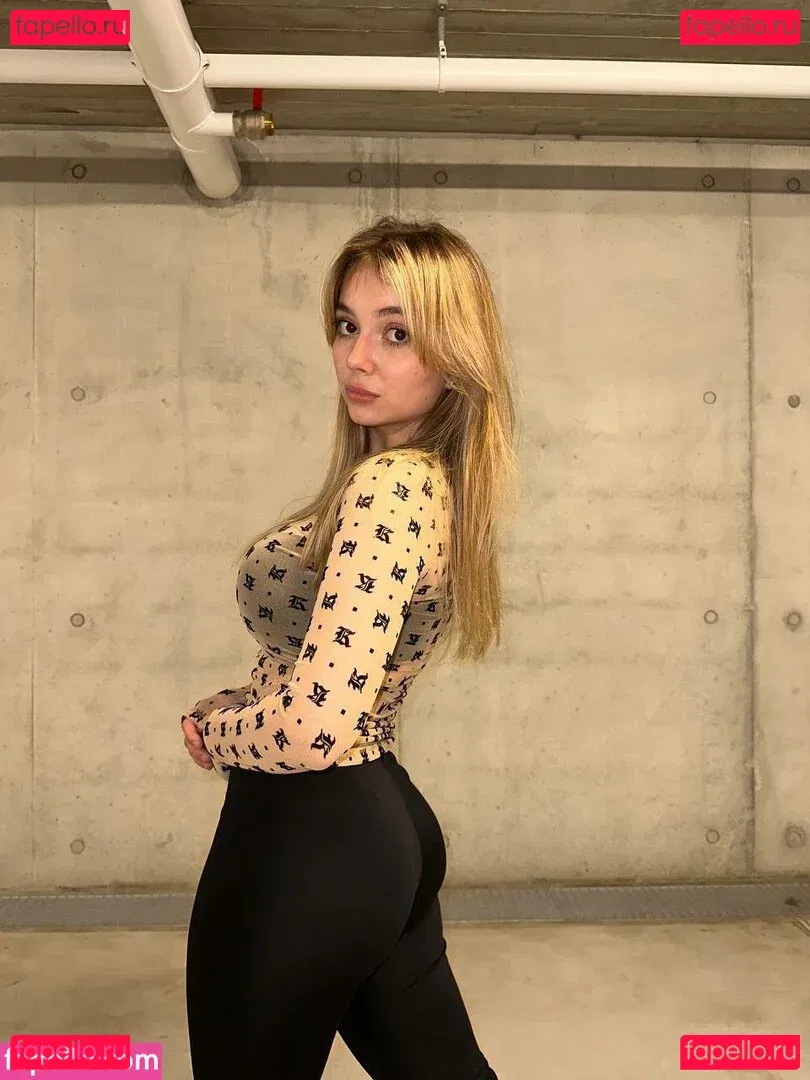 Alyona Bobrova Onlyfans Photo Gallery 