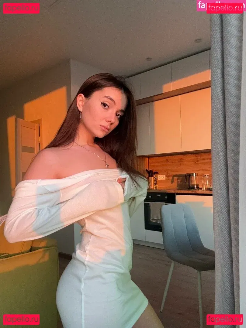 Alyona Bobrova Onlyfans Photo Gallery 