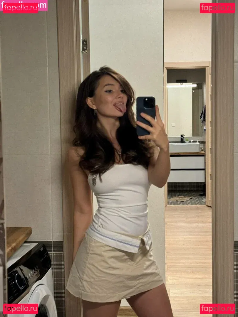 Alyona Bobrova Onlyfans Photo Gallery 