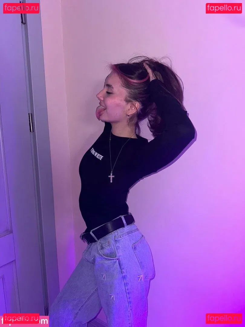 Alyona Bobrova Onlyfans Photo Gallery 