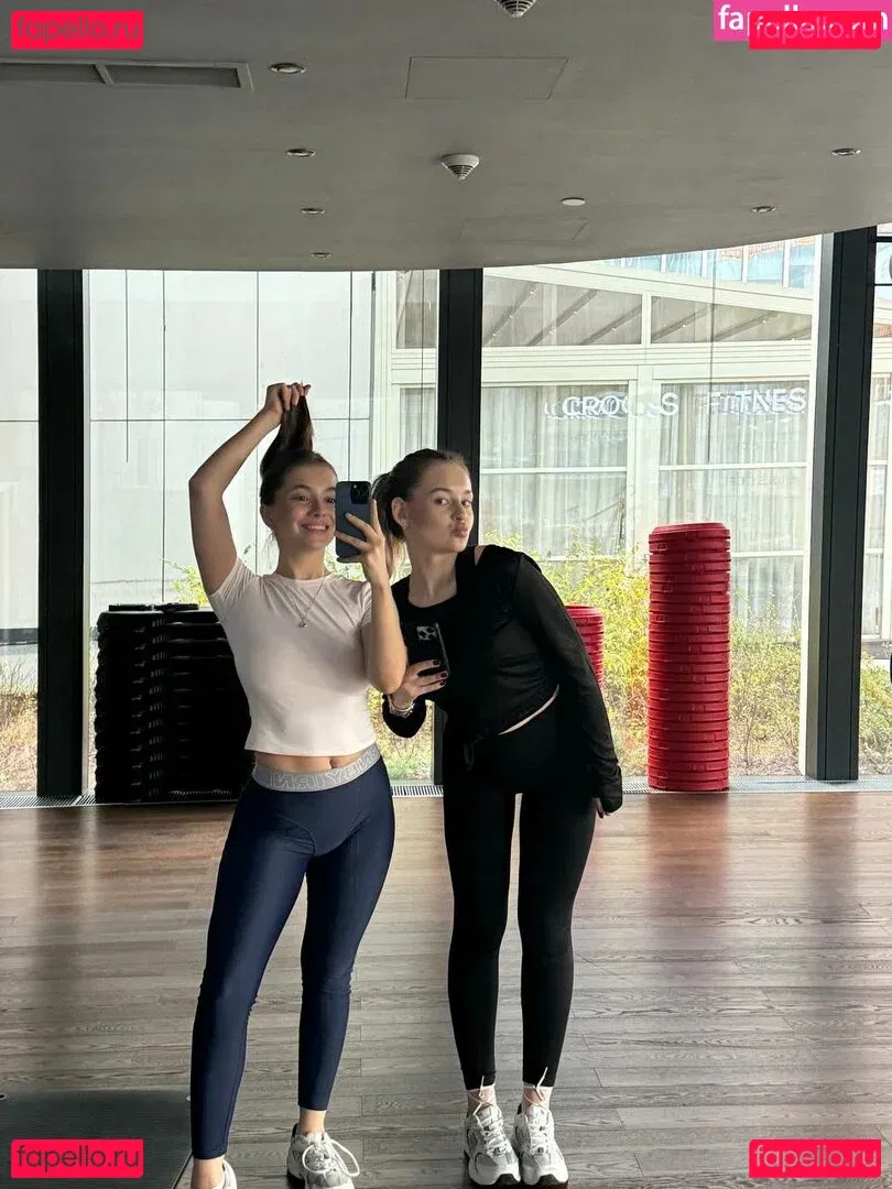 Alyona Bobrova Onlyfans Photo Gallery 