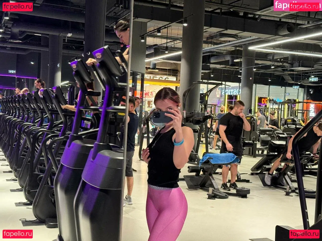 Alyona Bobrova Onlyfans Photo Gallery 