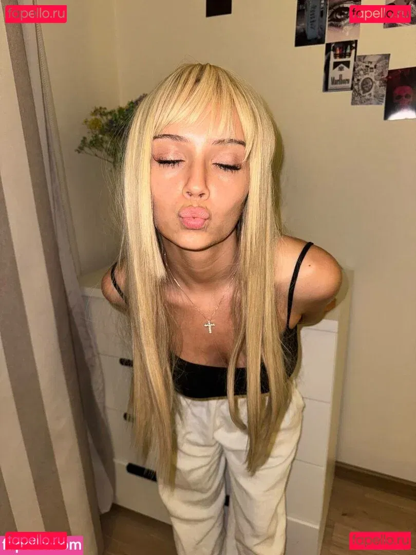 Alyona Bobrova Onlyfans Photo Gallery 