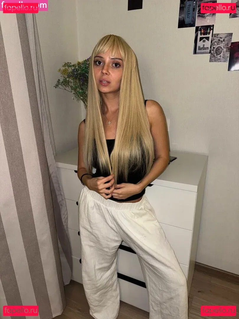 Alyona Bobrova Onlyfans Photo Gallery 