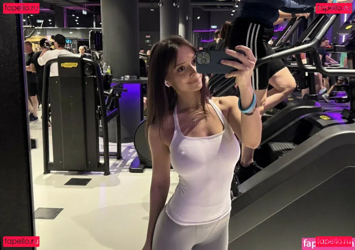 Alyona Bobrova Onlyfans Photo Gallery 