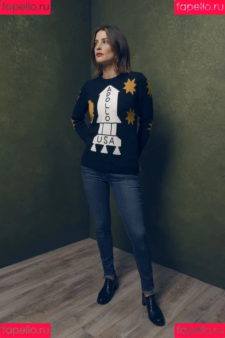 Cobie Smulders Onlyfans Photo Gallery 