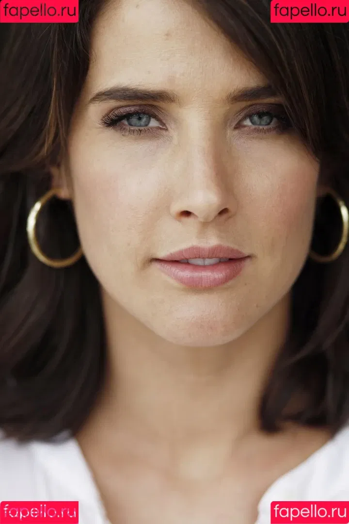 Cobie Smulders Onlyfans Photo Gallery 