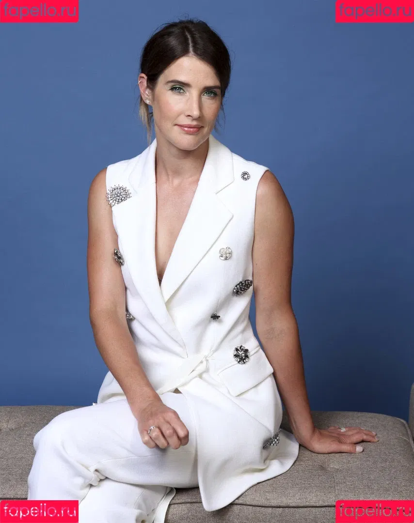Cobie Smulders Onlyfans Photo Gallery 