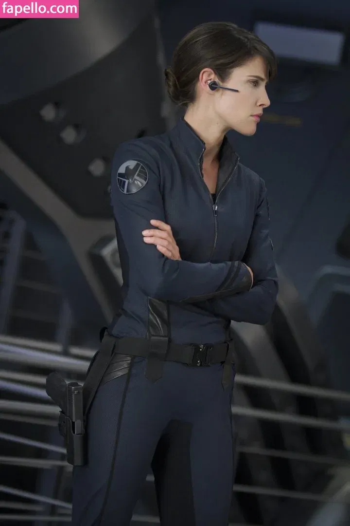 Cobie Smulders Onlyfans Photo Gallery 