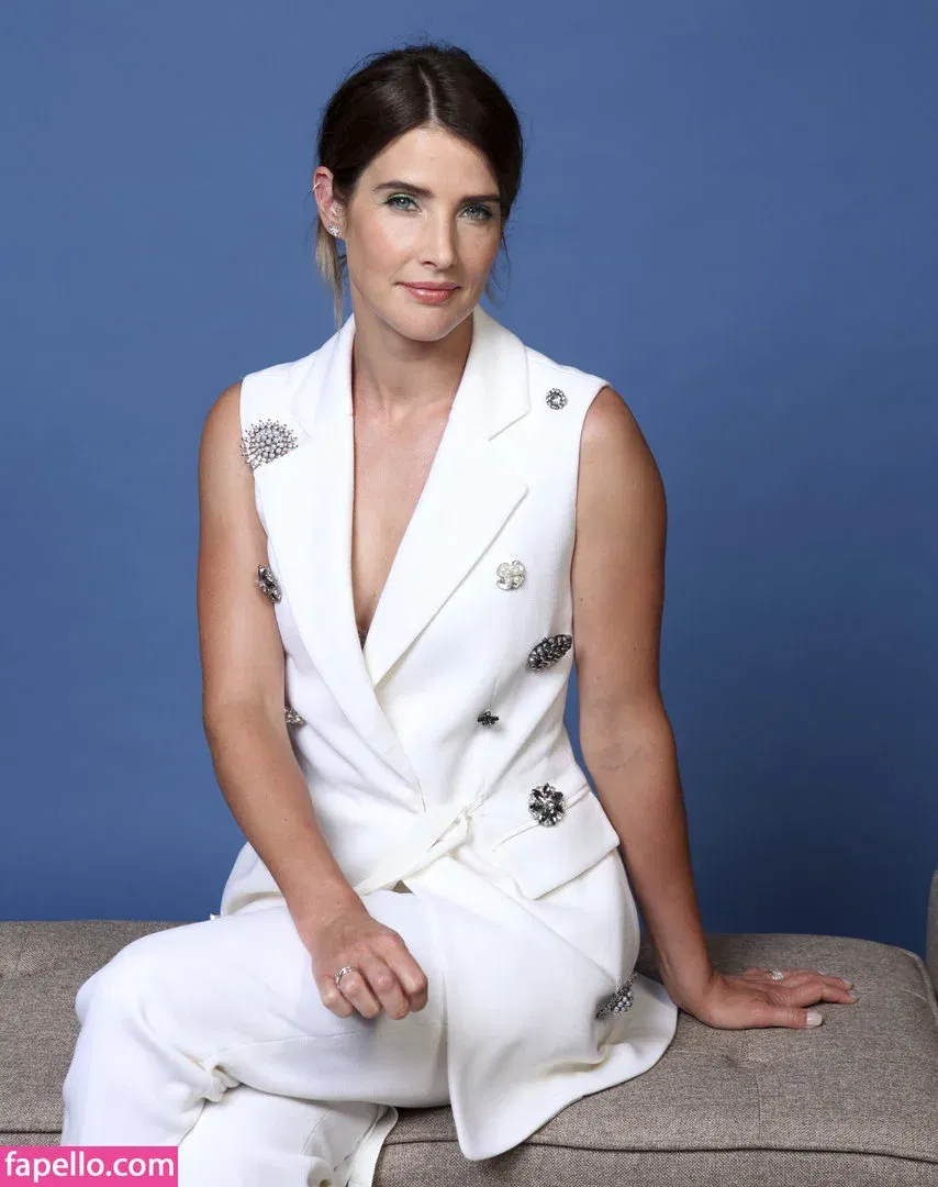 Cobie Smulders Onlyfans Photo Gallery 