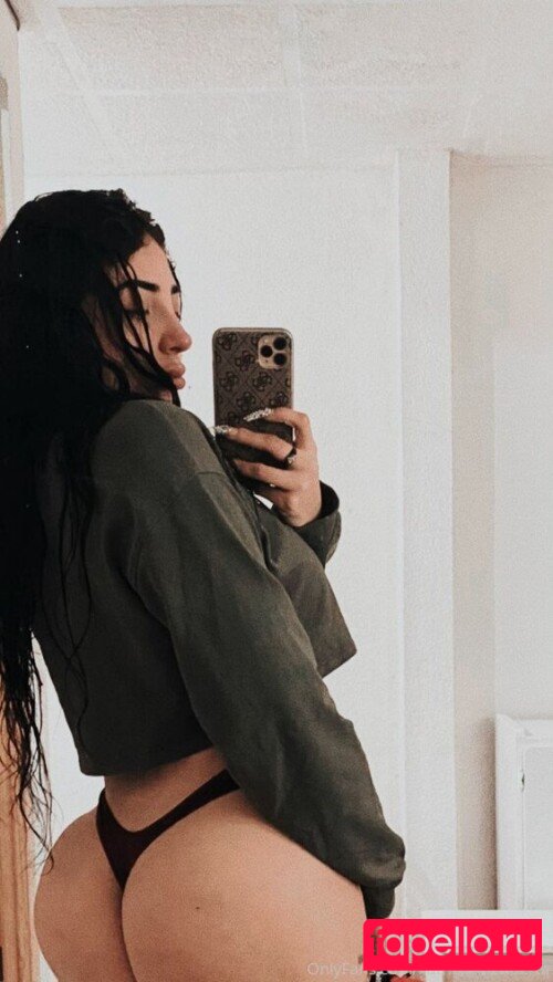 Bellakath Onlyfans Photo Gallery 