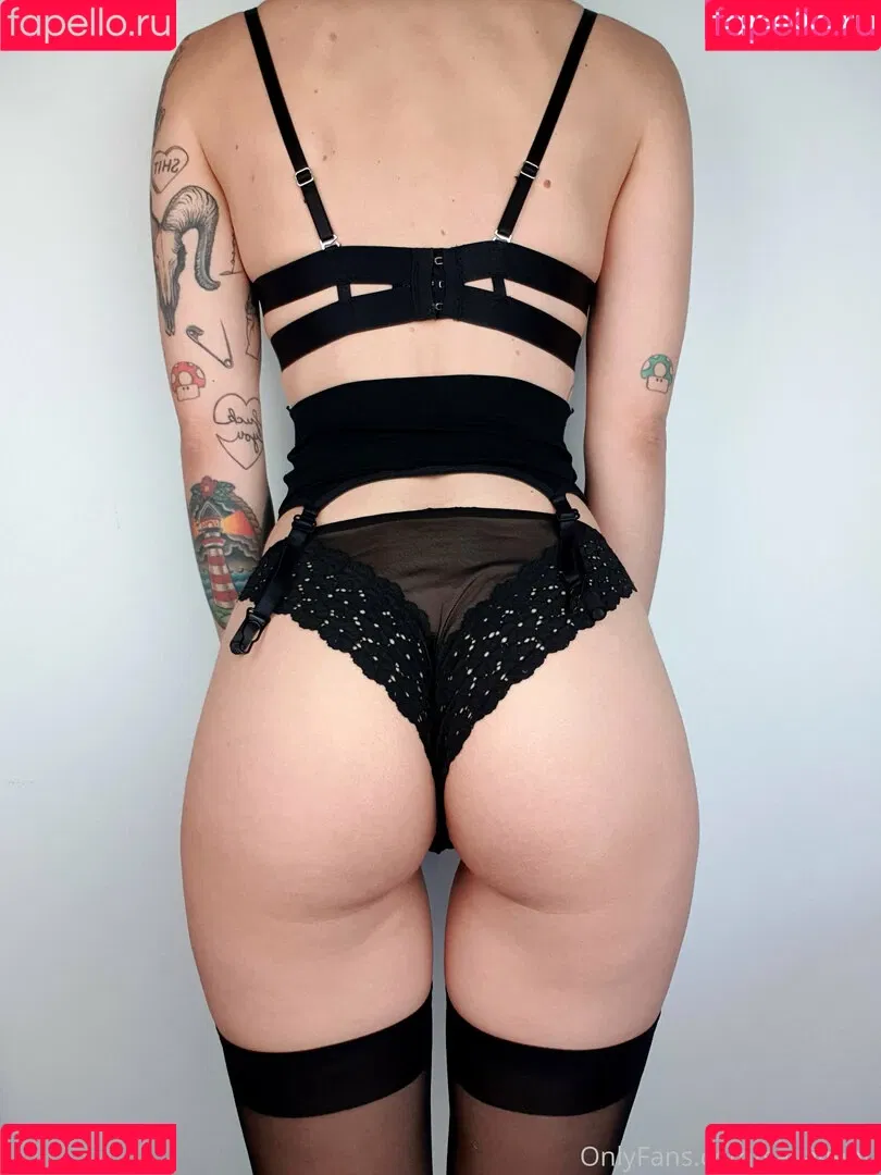 savagebu Onlyfans Photo Gallery 