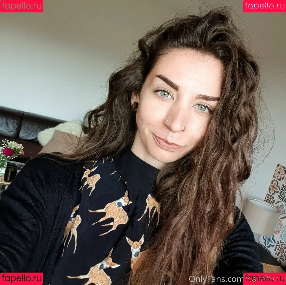 savagebu Onlyfans Photo Gallery 