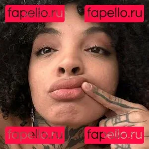 Molive Onlyfans Photo Gallery 