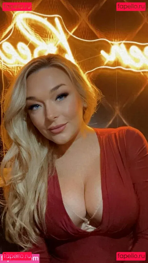 llannagg Onlyfans Photo Gallery 