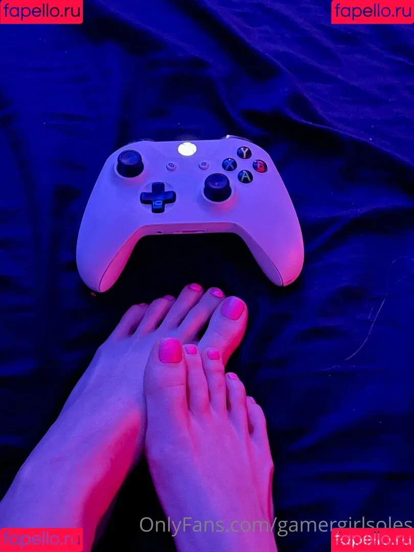 gamergirlsoles Onlyfans Photo Gallery 