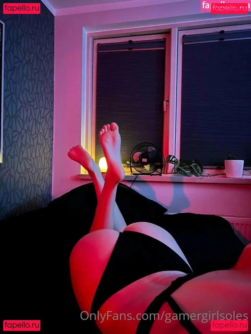 gamergirlsoles Onlyfans Photo Gallery 