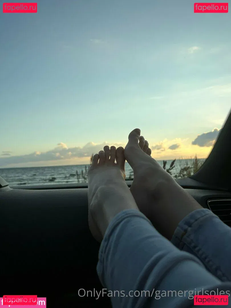 gamergirlsoles Onlyfans Photo Gallery 