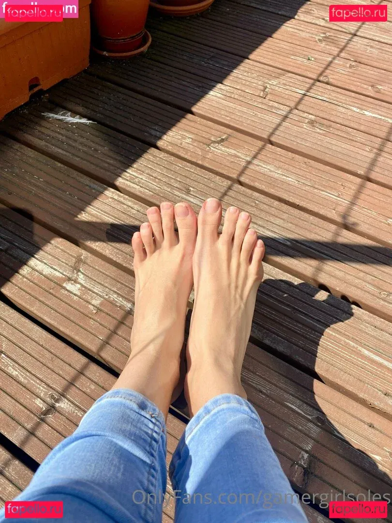 gamergirlsoles Onlyfans Photo Gallery 