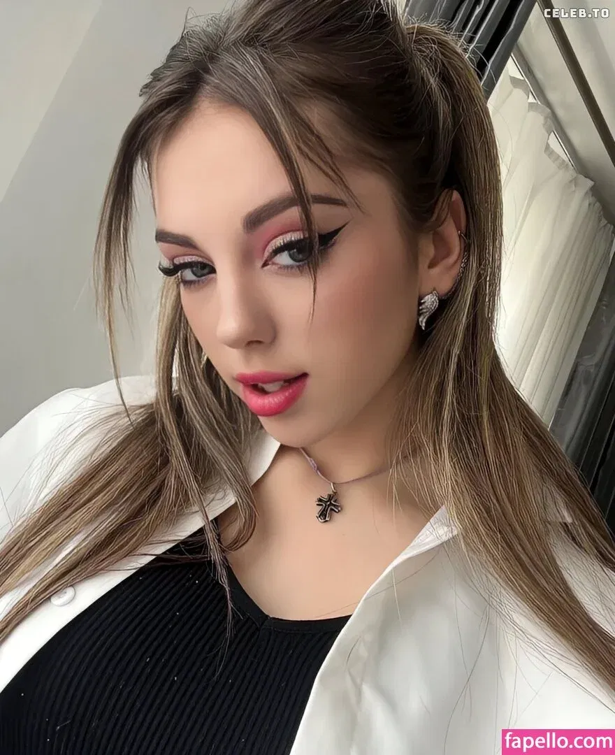 vanilopa Onlyfans Photo Gallery 