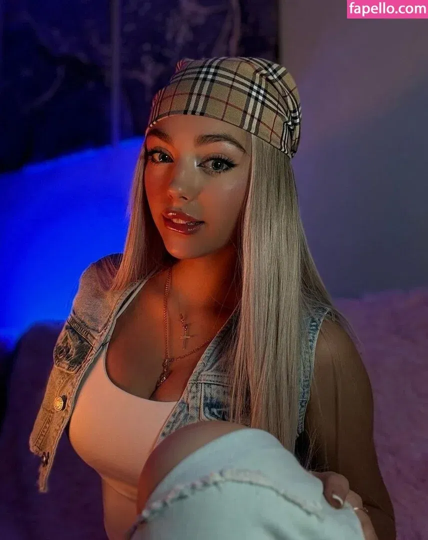 vanilopa Onlyfans Photo Gallery 