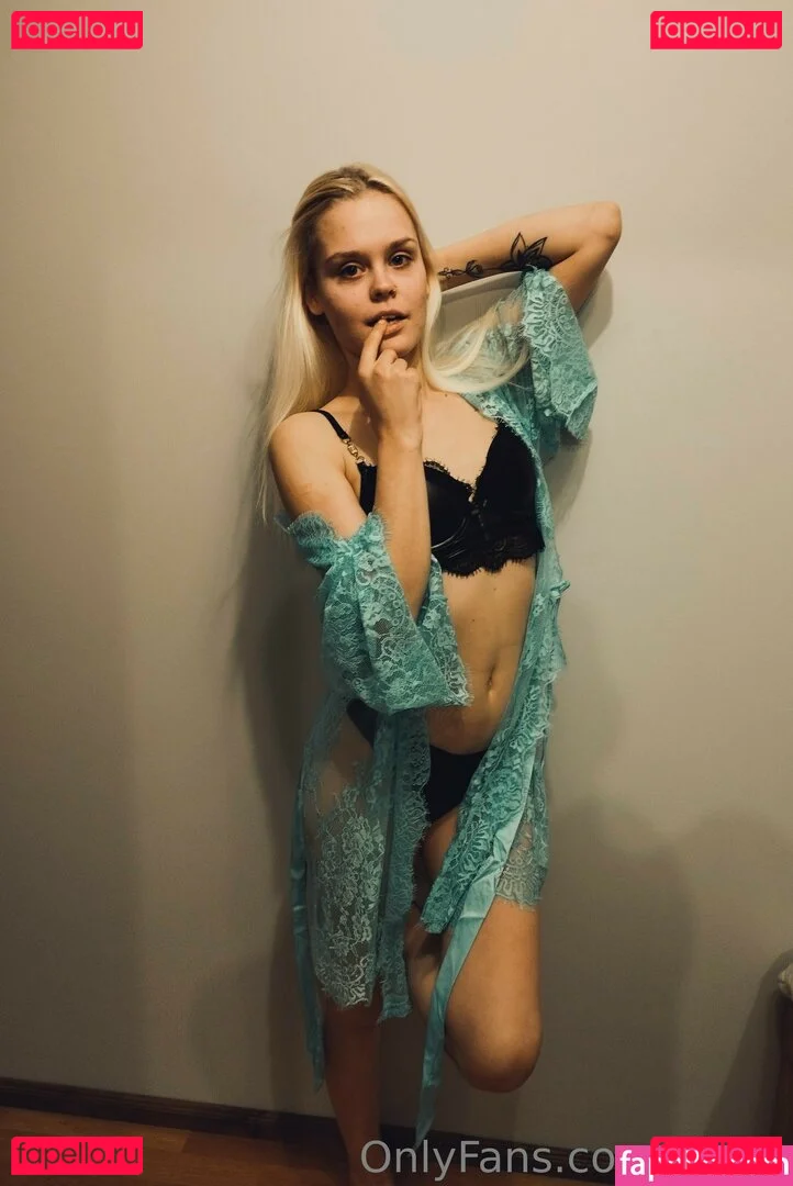 Annika Kuklase Onlyfans Photo Gallery 