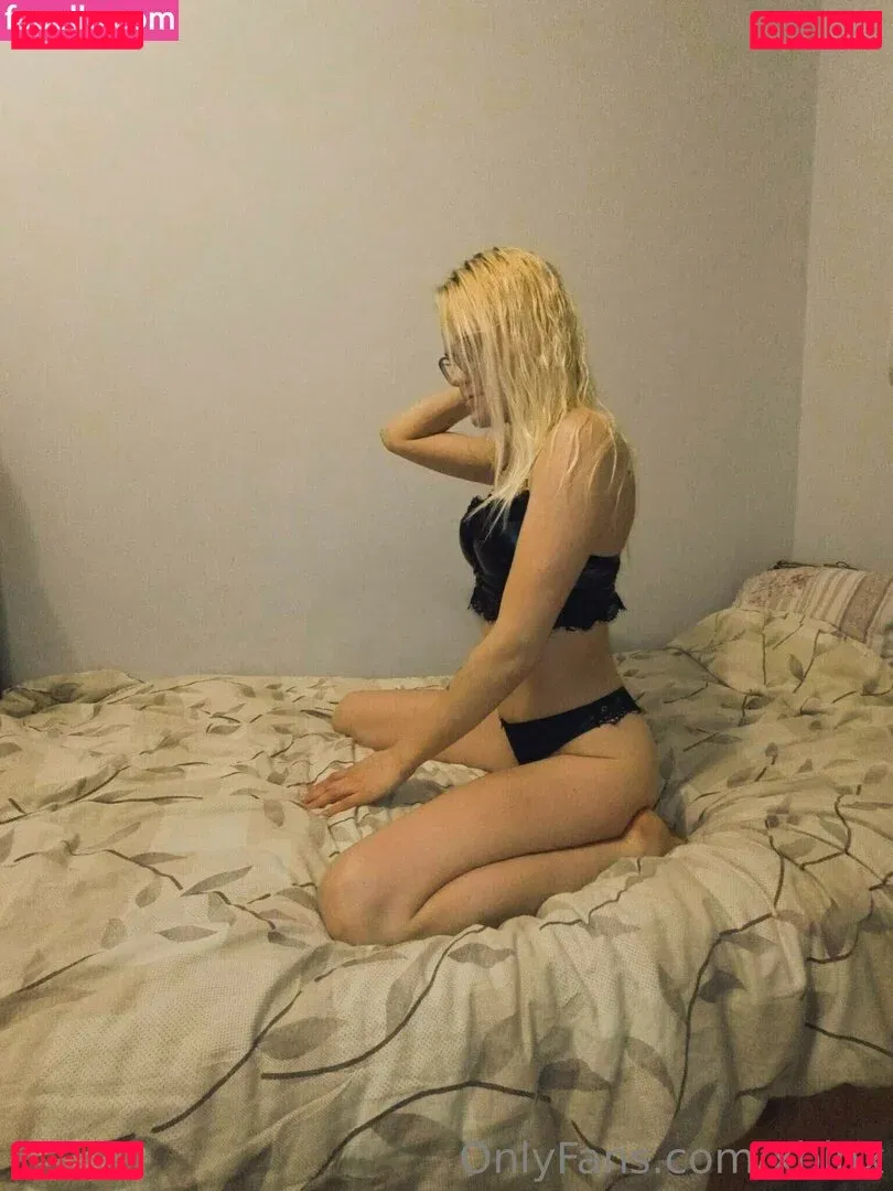 Annika Kuklase Onlyfans Photo Gallery 