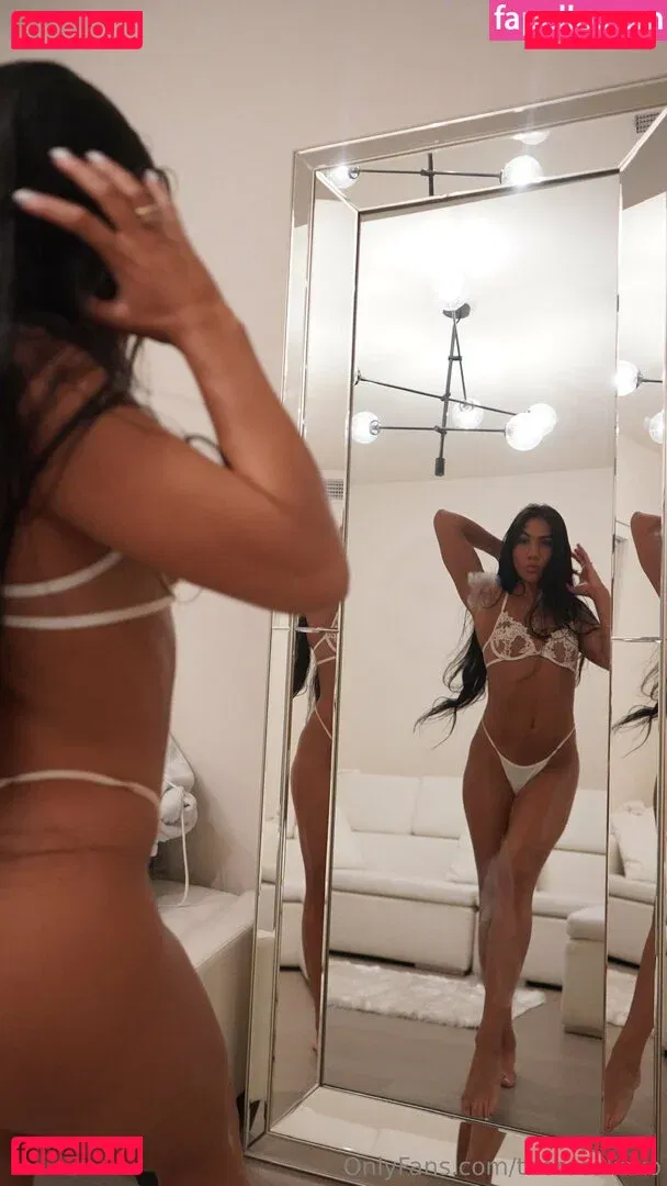 therosaliaxo Onlyfans Photo Gallery 