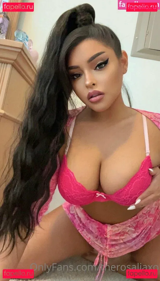 therosaliaxo Onlyfans Photo Gallery 