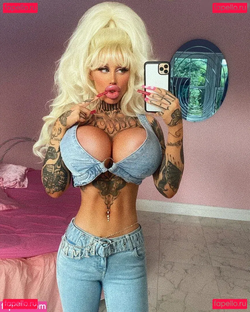 Allysa Amour Onlyfans Photo Gallery 