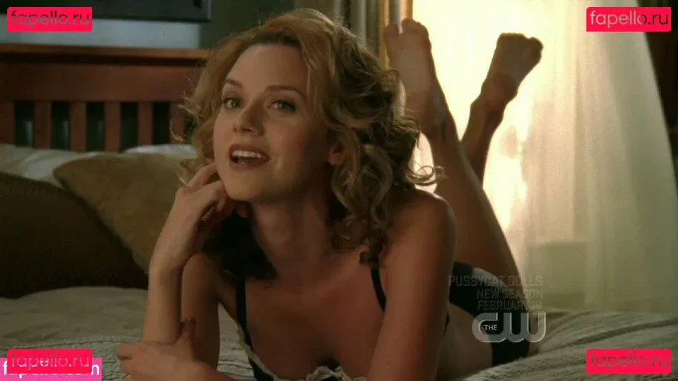 Hilarie Burton Onlyfans Photo Gallery 