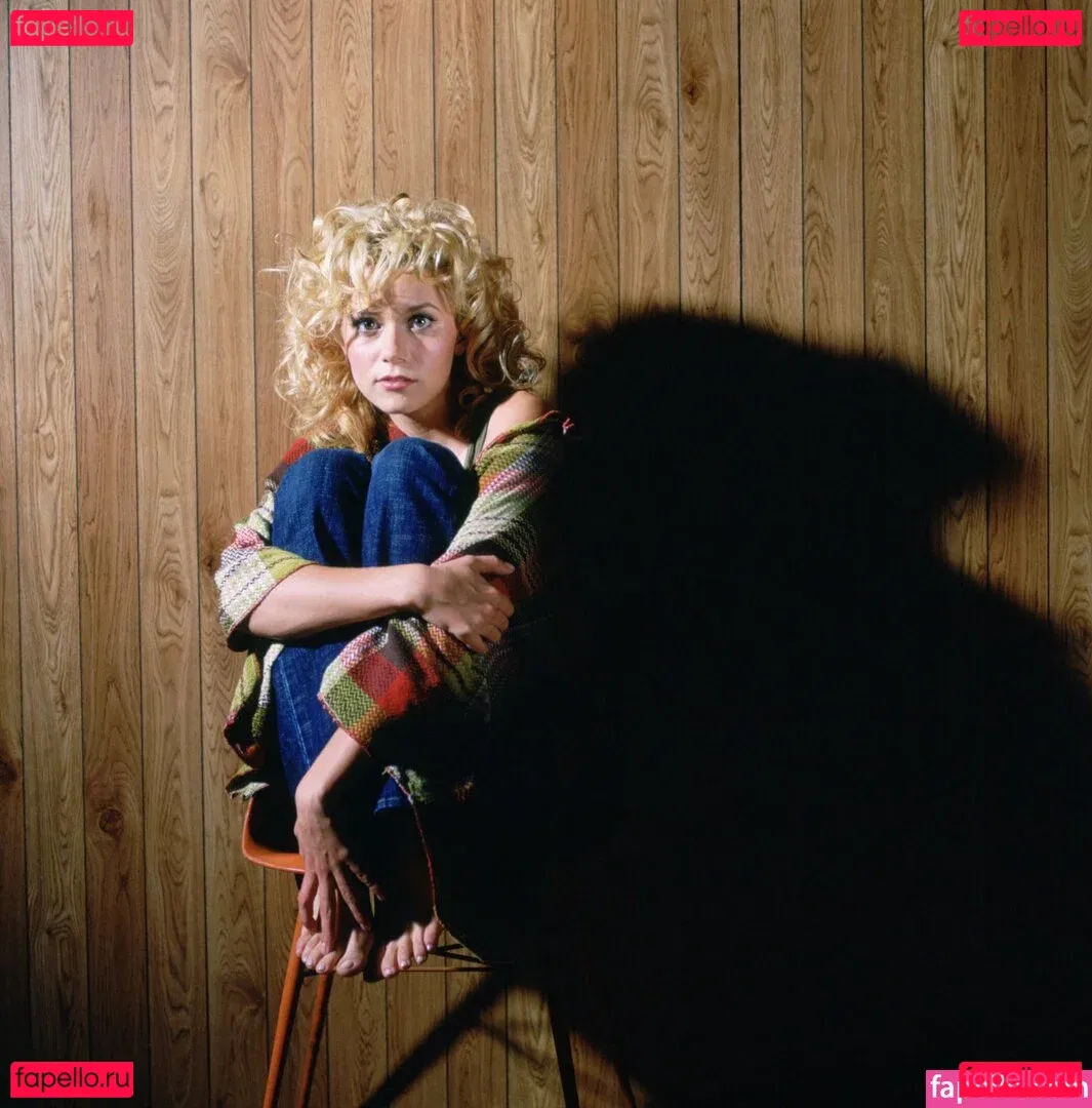 Hilarie Burton Onlyfans Photo Gallery 