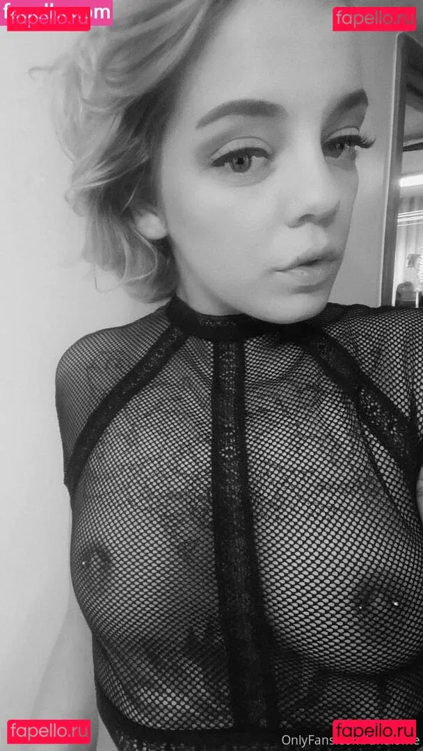 unalome Onlyfans Photo Gallery 