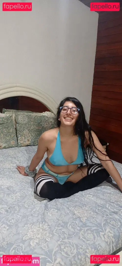 sophie.marie27 Onlyfans Photo Gallery 