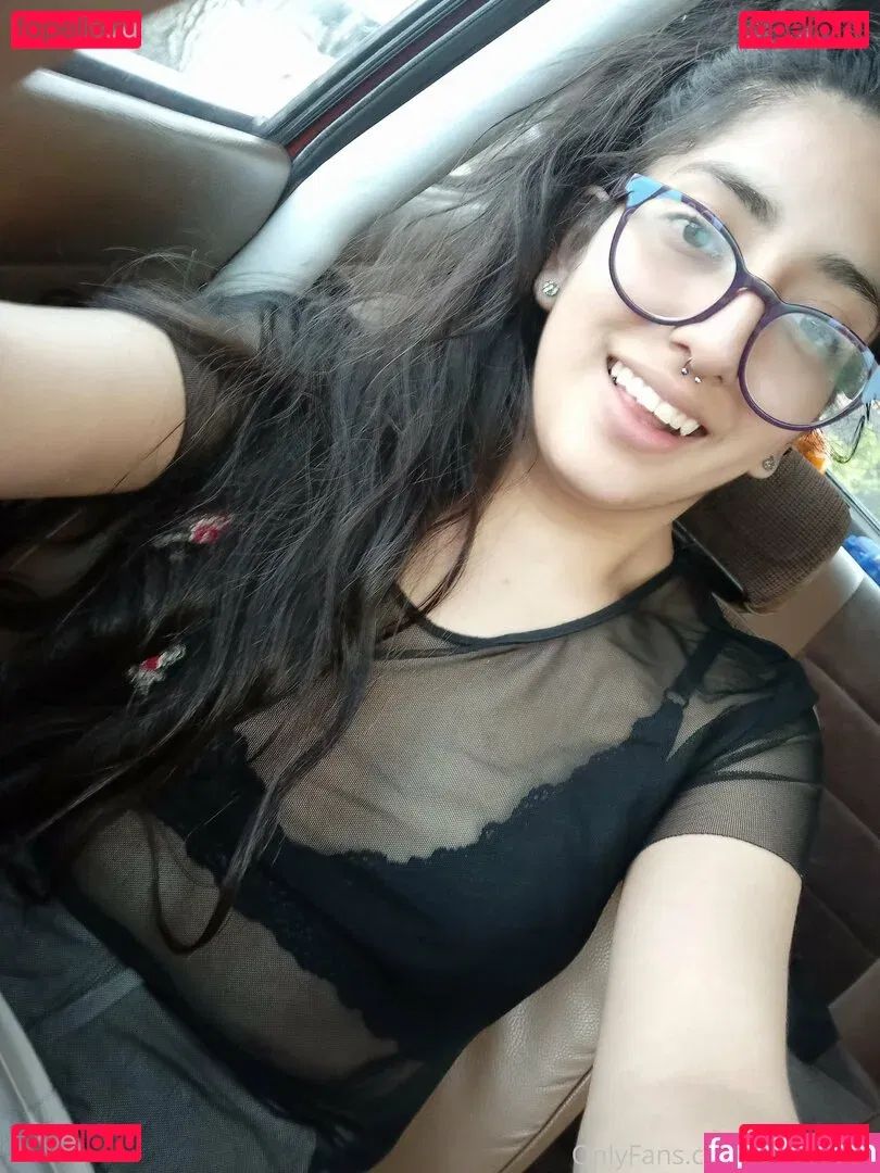 sophie.marie27 Onlyfans Photo Gallery 