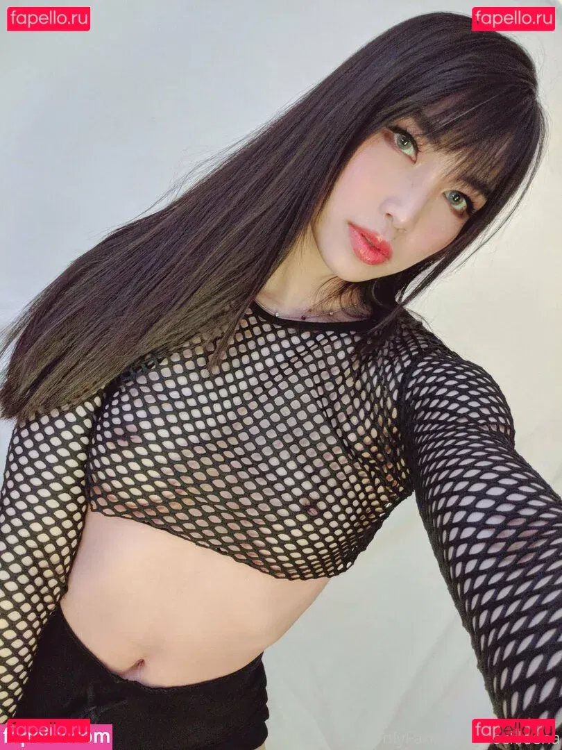 leena.things Onlyfans Photo Gallery 