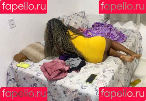 Renata Santos Onlyfans Photo Gallery 